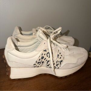 Women's New Balance 327 Cream Leopard Accent Lace-Up Sneakers. Size 10
